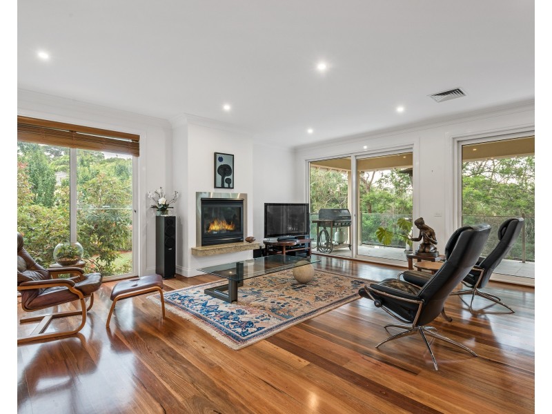 17 Canberra Grove, Beaumaris VIC 3193