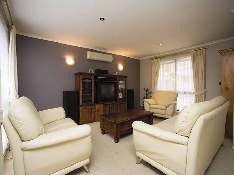 10 Sandleford Place, Dingley Village VIC 3172