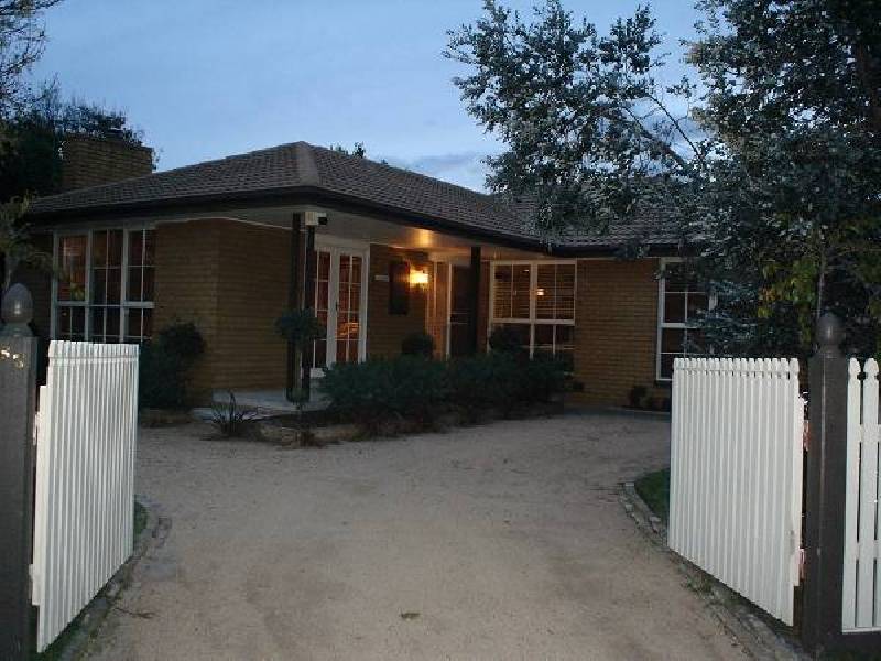 63 Jacks Avenue, Dingley Village VIC 3172