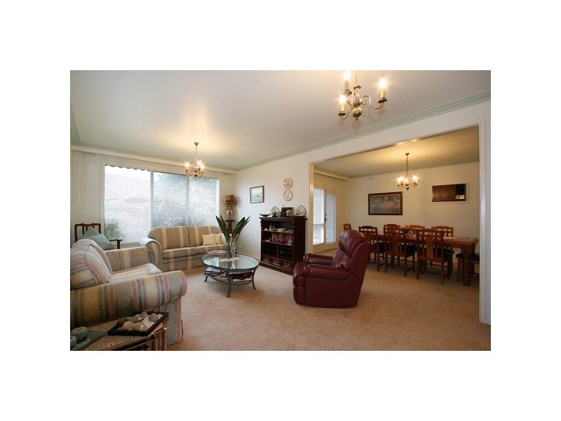 15 Jacks Avenue, Dingley Village VIC 3172