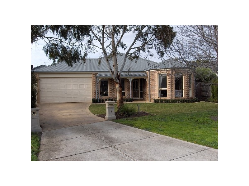 8 The Sands, Aspendale Gardens VIC 3195