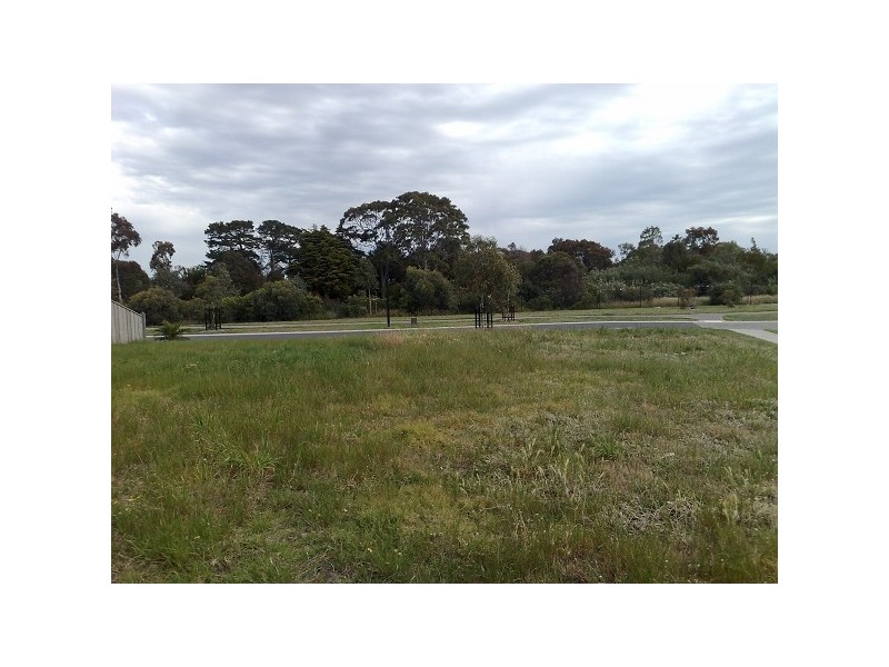 1 The Strand, Keysborough VIC 3173