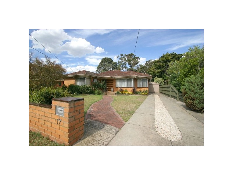 17 Harley Street, Dingley Village VIC 3172