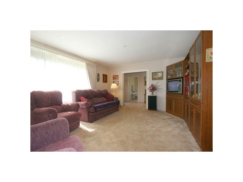 17 Harley Street, Dingley Village VIC 3172