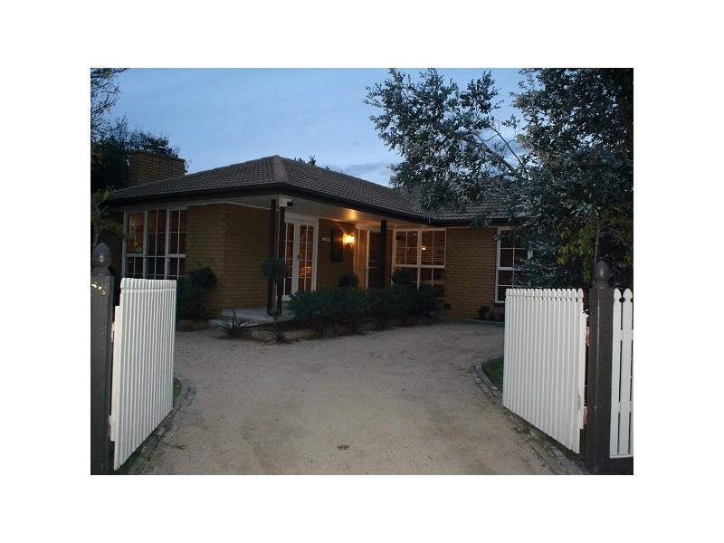 63 Jacks Avenue, Dingley Village VIC 3172