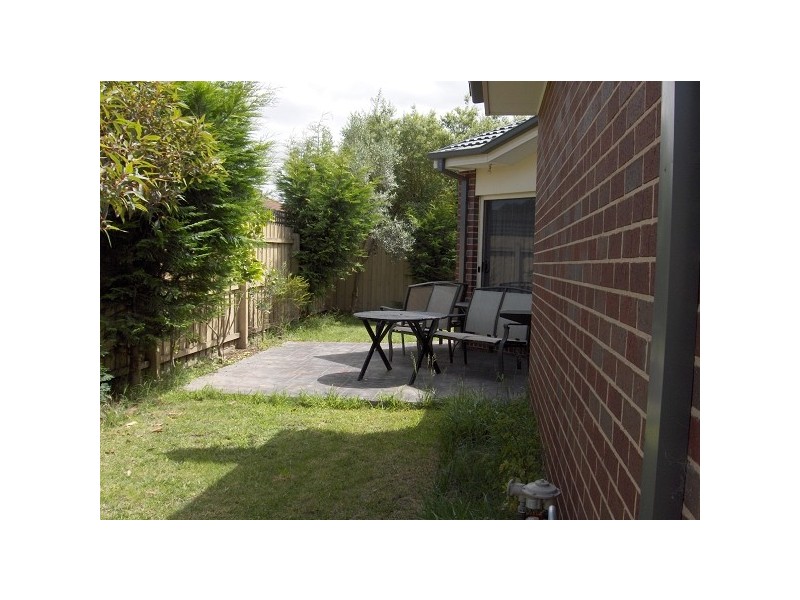 16 Shoal Court, Dingley Village VIC 3172