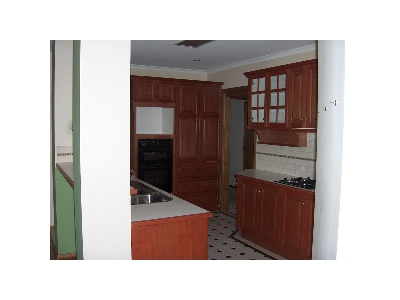 16 Branagan Drive, Aspendale Gardens VIC 3195