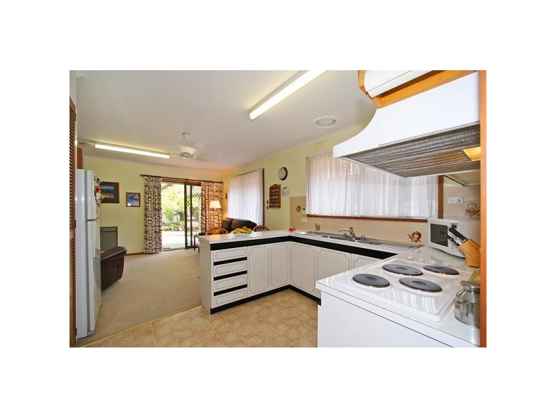 8 Hicks Street, Parkdale VIC 3195