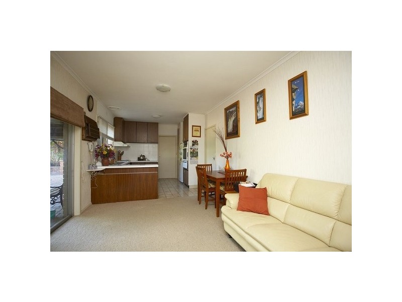 6 Harley Street, Dingley Village VIC 3172