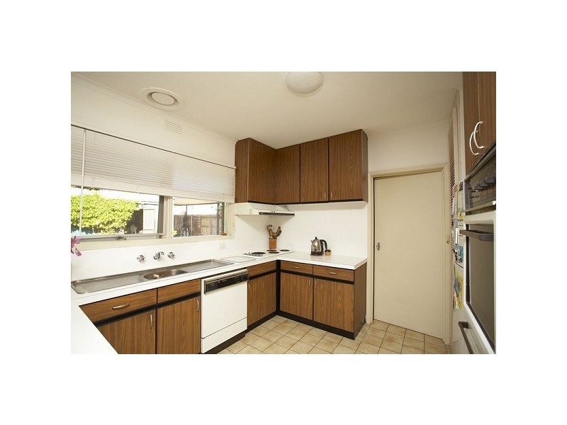 6 Harley Street, Dingley Village VIC 3172