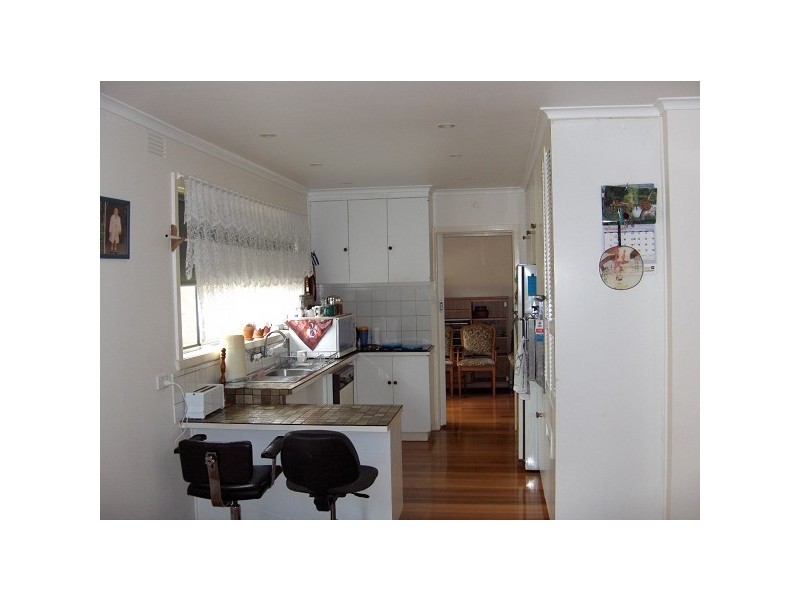 39 Jacks Avenue, Dingley Village VIC 3172