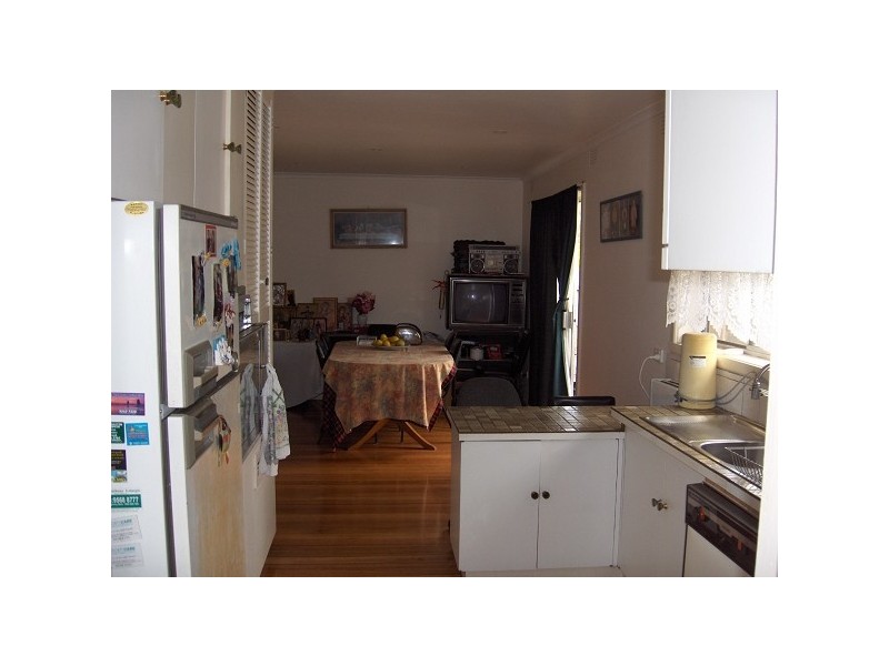 39 Jacks Avenue, Dingley Village VIC 3172