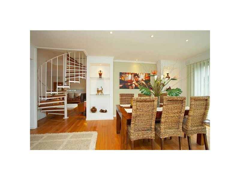 25 Timms Crescent, Dingley Village VIC 3172