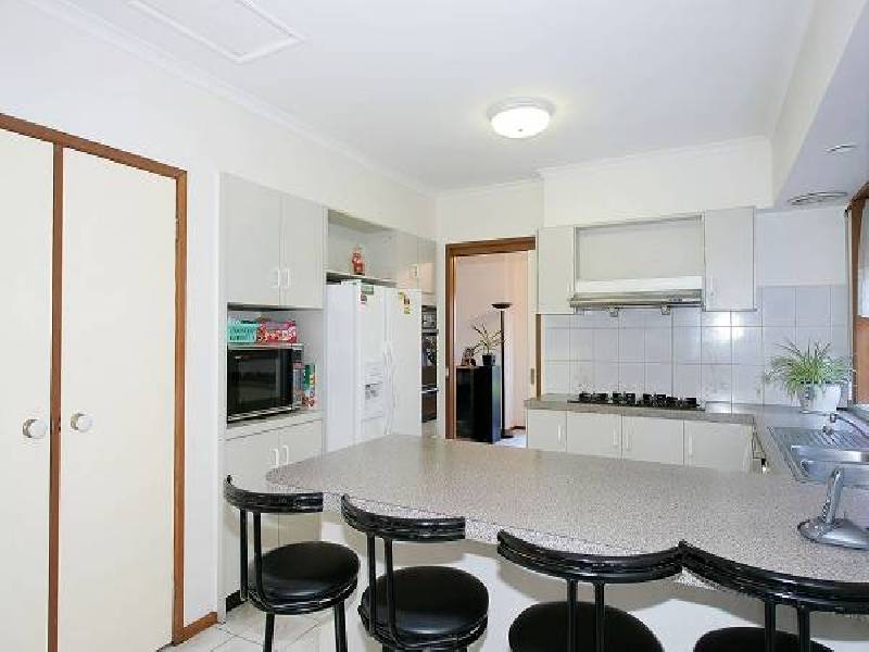 24 Burt Street, Altona VIC 3018