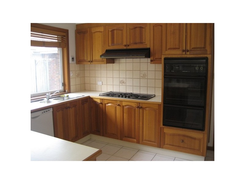 1/32 Blyth Street, Altona VIC 3018