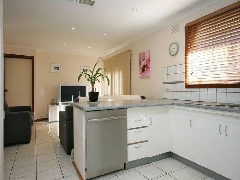 1 Romeril Court, Altona Meadows VIC 3028