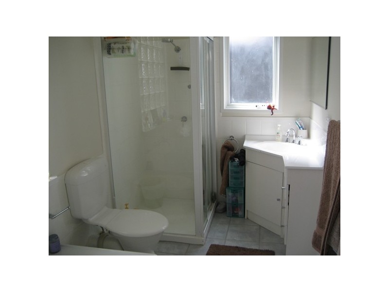 28 Hamilton Street, Seddon VIC 3011