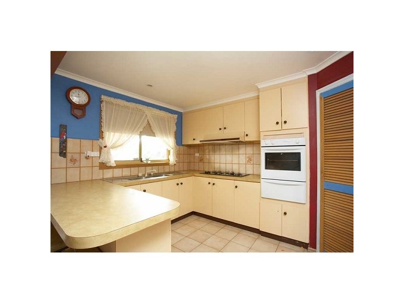 13 Trembath Court, Altona Meadows VIC 3028