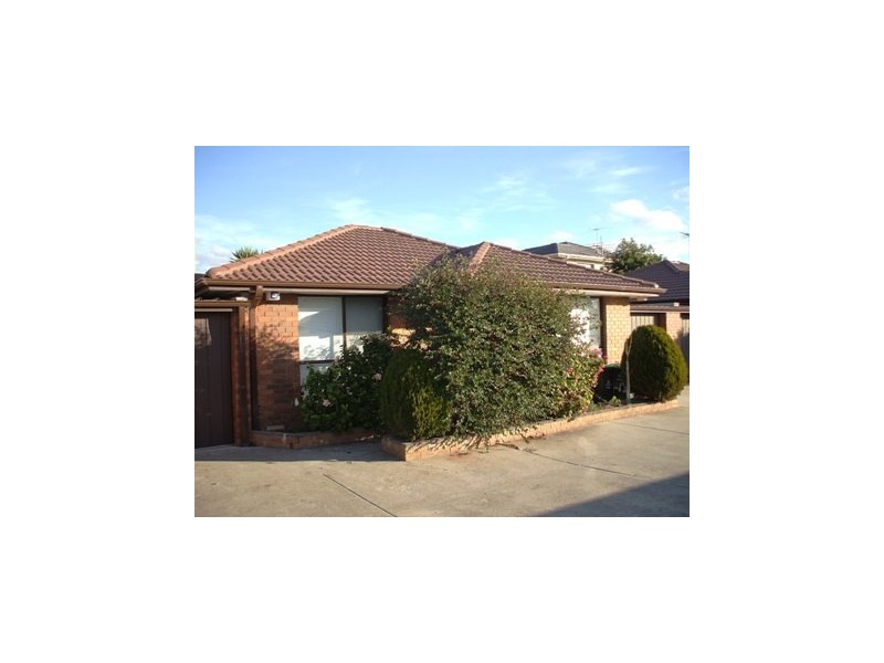 2/5 Upton Street, Altona VIC 3018
