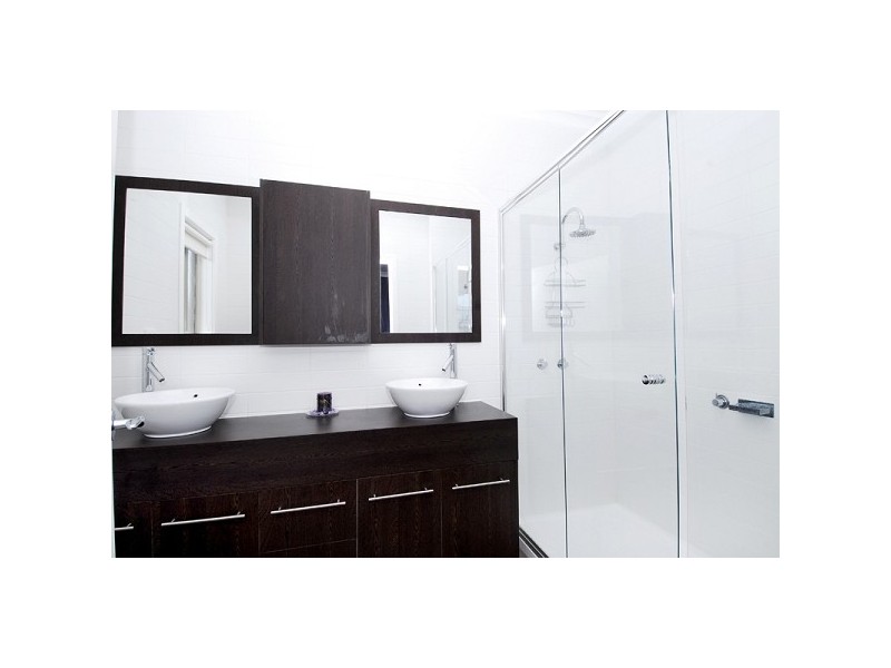 7A Parkside Crescent, Seaholme VIC 3018