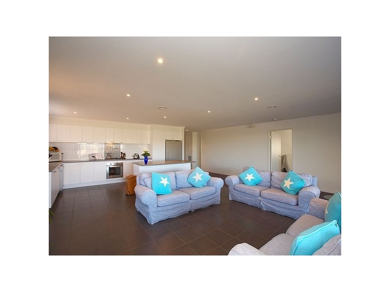 21 Windsong Way, Point Cook VIC 3030