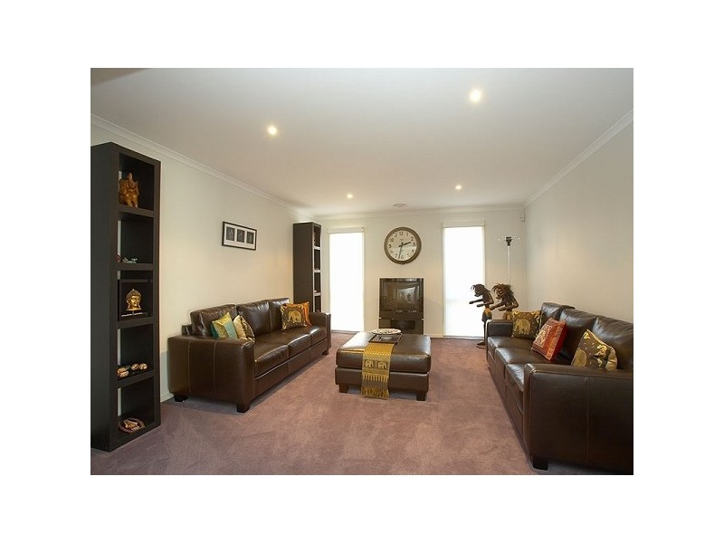 21 Windsong Way, Point Cook VIC 3030