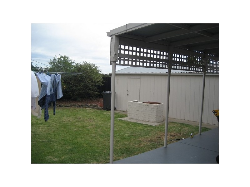 28 Charles Road, Altona VIC 3018