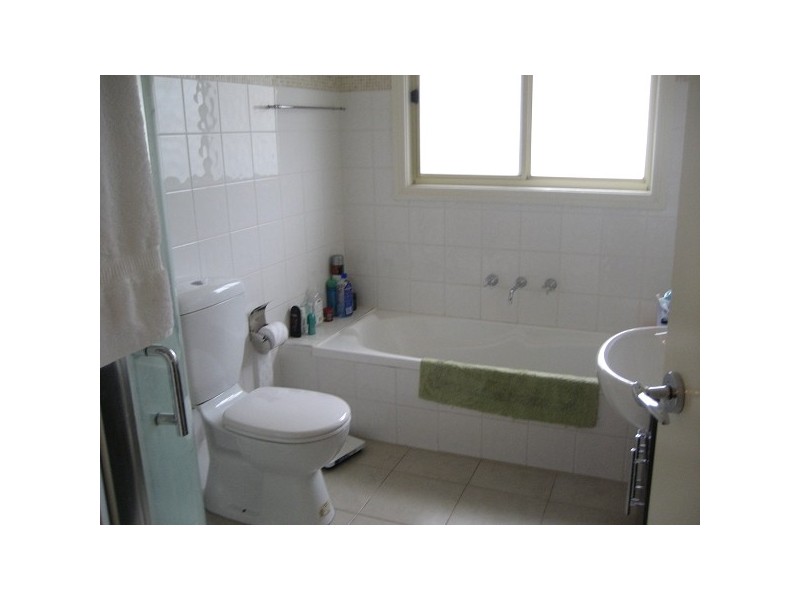 41b Angus Ave, Altona North VIC 3025