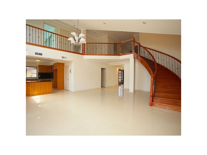 12 Horizon Point, Sanctuary Lakes VIC 3030