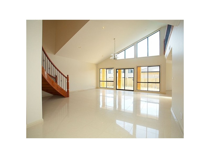 12 Horizon Point, Sanctuary Lakes VIC 3030