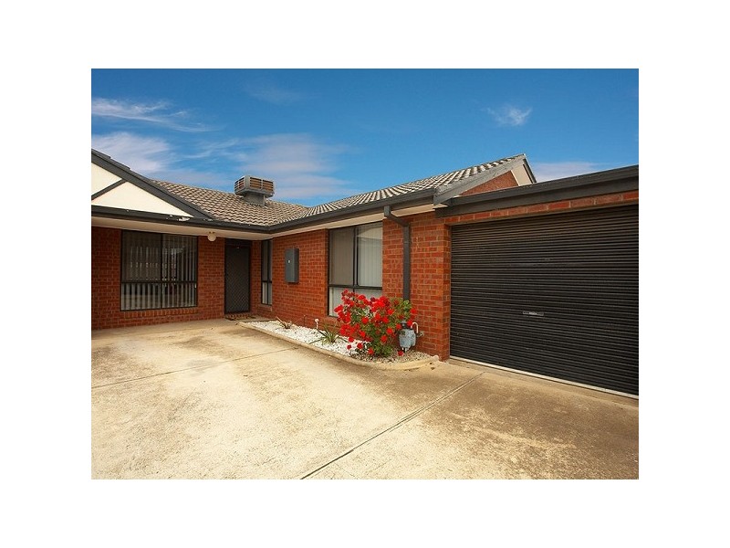 2/64-66 Balaclava Avenue, Altona Meadows VIC 3028