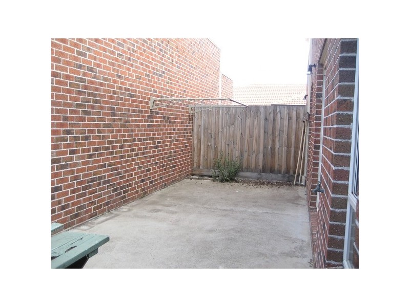 3/5 Hosken Street, Altona Meadows VIC 3028