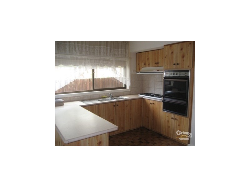 5 Grieve Parade, Altona VIC 3018