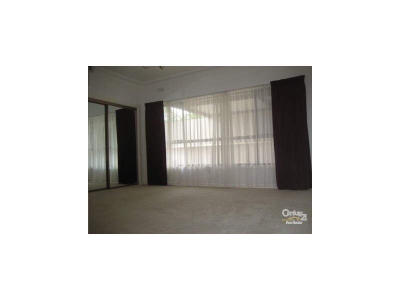 5 Grieve Parade, Altona VIC 3018