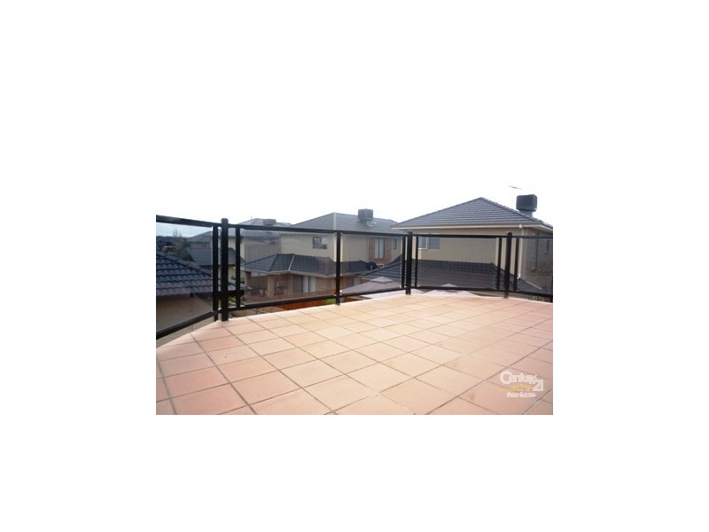 12 Horizon Point, Sanctuary Lakes VIC 3030