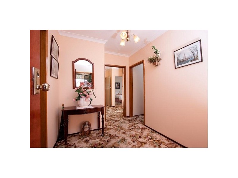 28 Kaye Crescent, Laverton VIC 3028