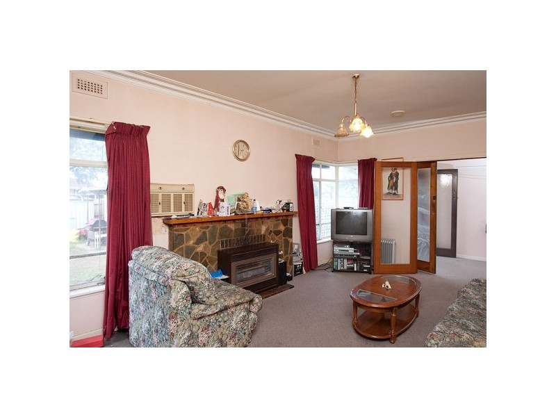 99 Blyth Street, Altona VIC 3018