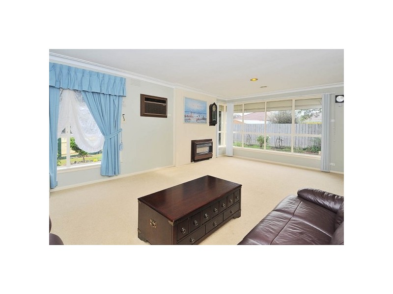 10 Nissen Court, Seaholme VIC 3018