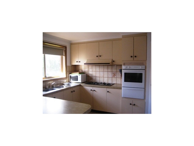 13 Trembath Court, Altona Meadows VIC 3028