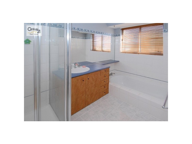 91 Sommers Drive, Altona Meadows VIC 3028