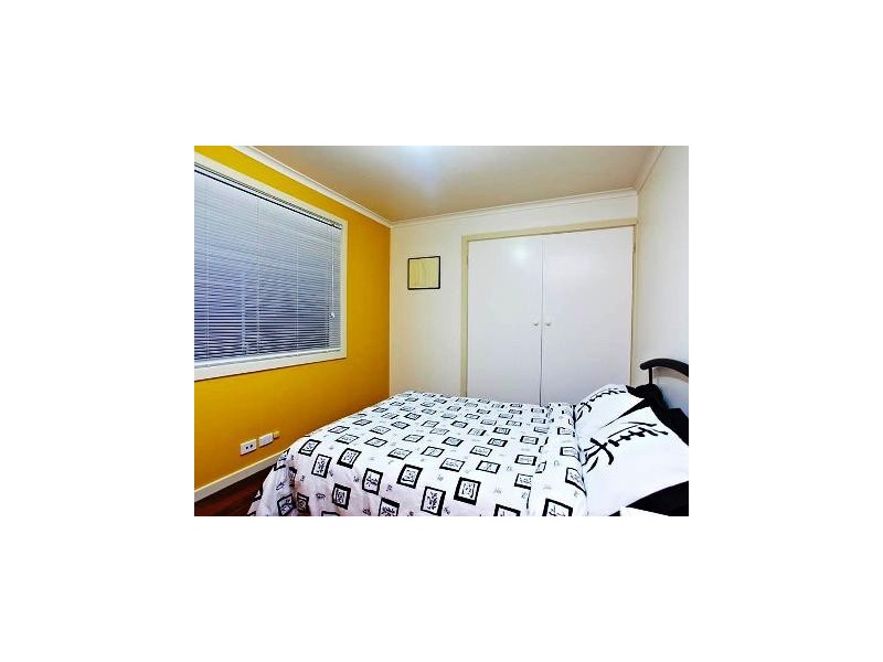 27 Simmons Drive, Seaholme VIC 3018