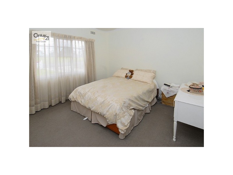 160 Civic Parade, Altona VIC 3018