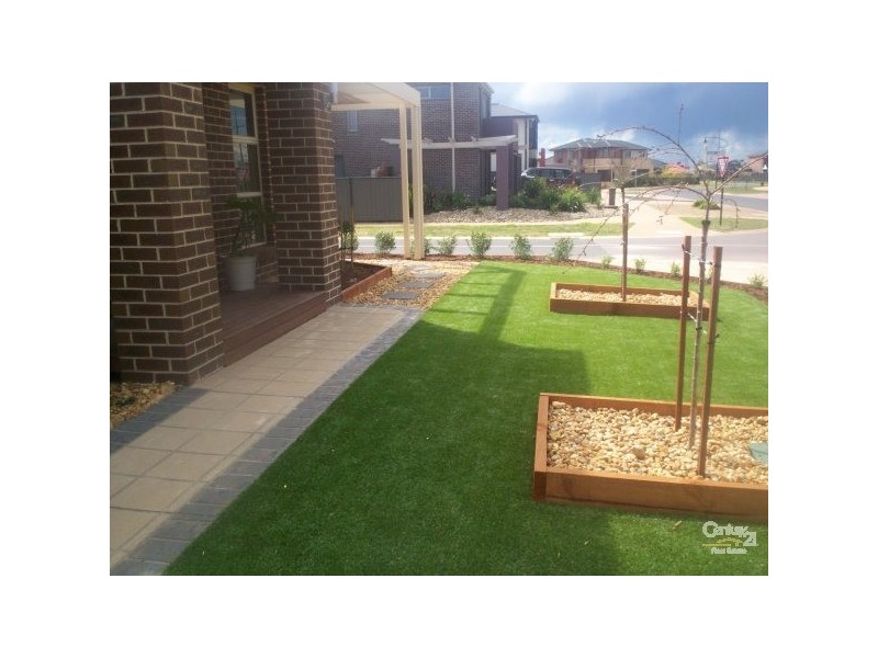 46 Innisfail Drive, Point Cook VIC 3030