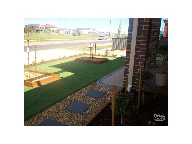 46 Innisfail Drive, Point Cook VIC 3030