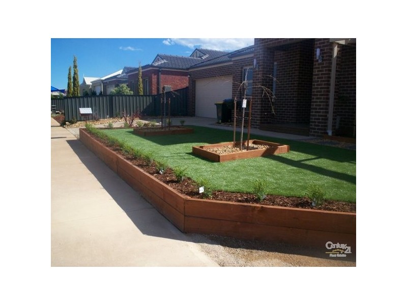 46 Innisfail Drive, Point Cook VIC 3030