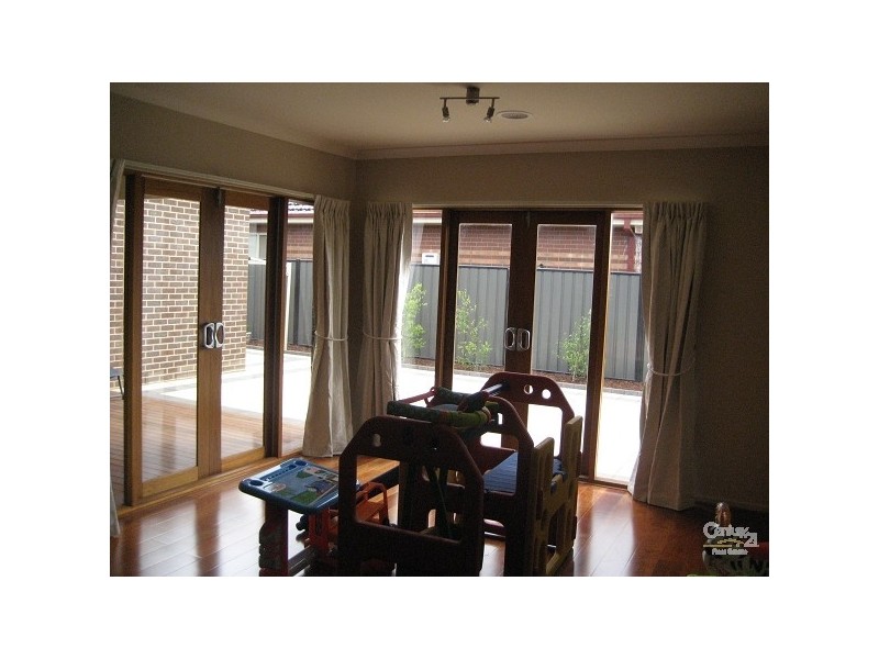 46 Innisfail Drive, Point Cook VIC 3030