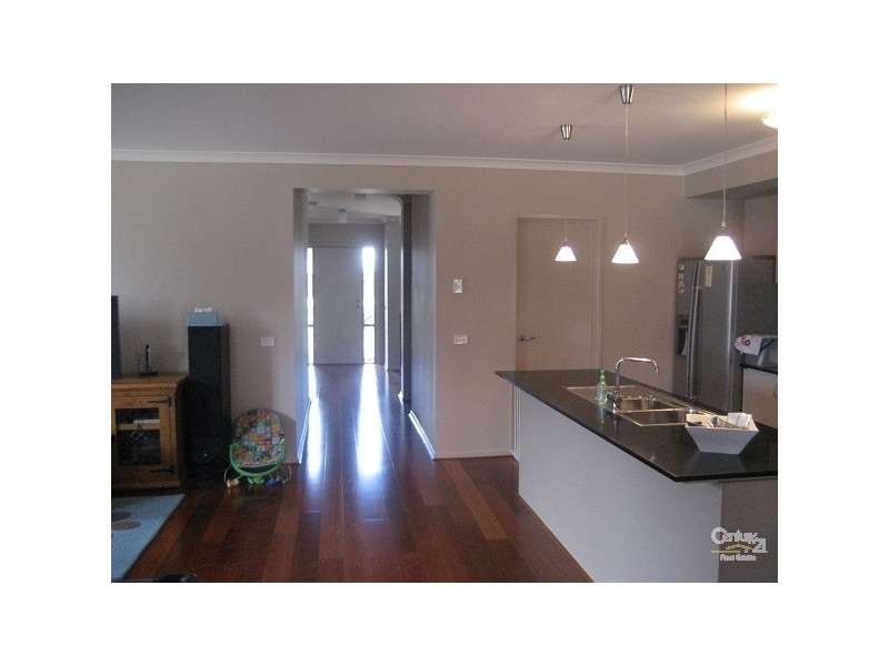 46 Innisfail Drive, Point Cook VIC 3030