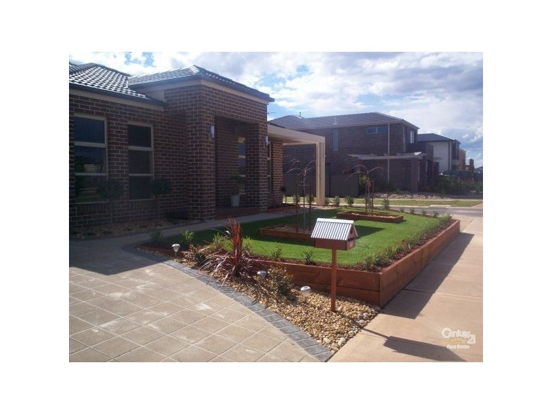 46 Innisfail Drive, Point Cook VIC 3030