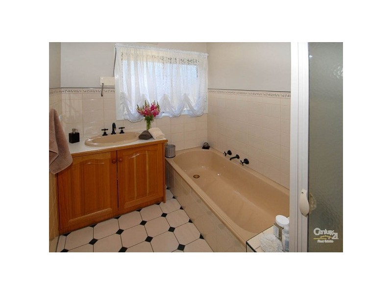 1 Michael Court, Altona North VIC 3025