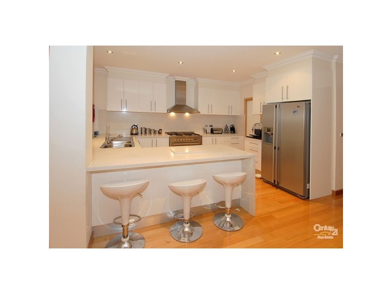 7 Parkside Crescent, Seaholme VIC 3018